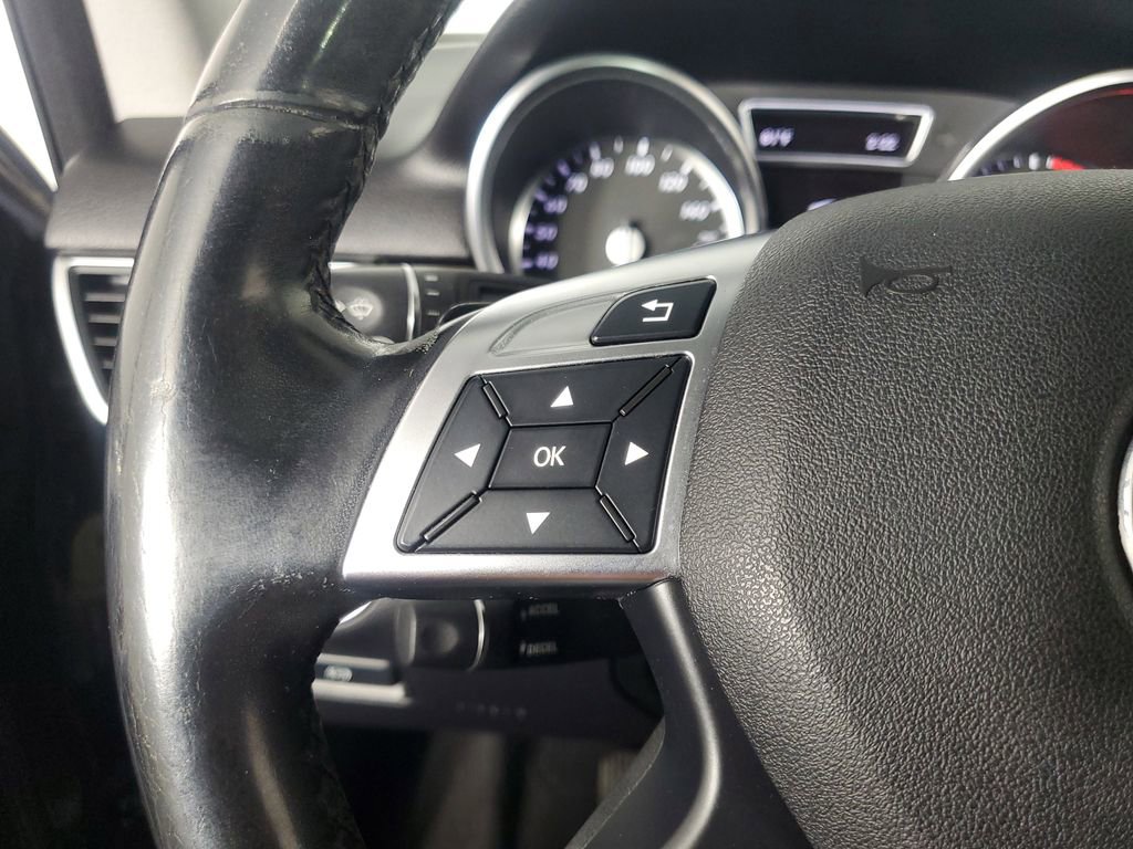 Used 2015 Mercedes-Benz ML 250 BlueTEC 4MATIC image 20