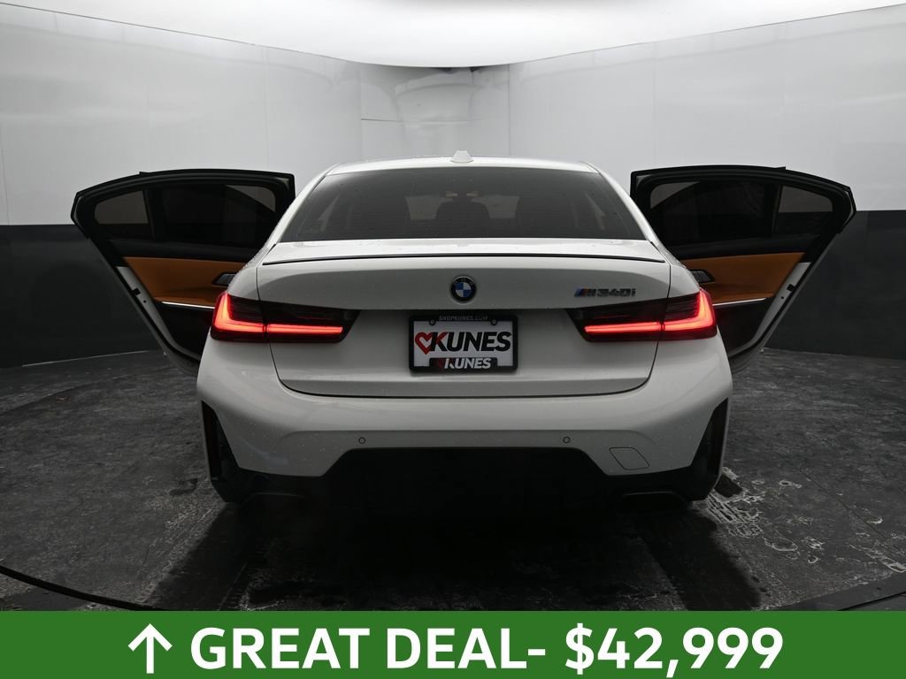 Used 2023 BMW M340i M340i w/ Shadowloine Package image 20