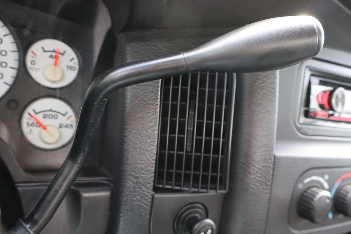 Used 2003 Dodge Ram 2500 Truck SLT AWD/4WD image 32