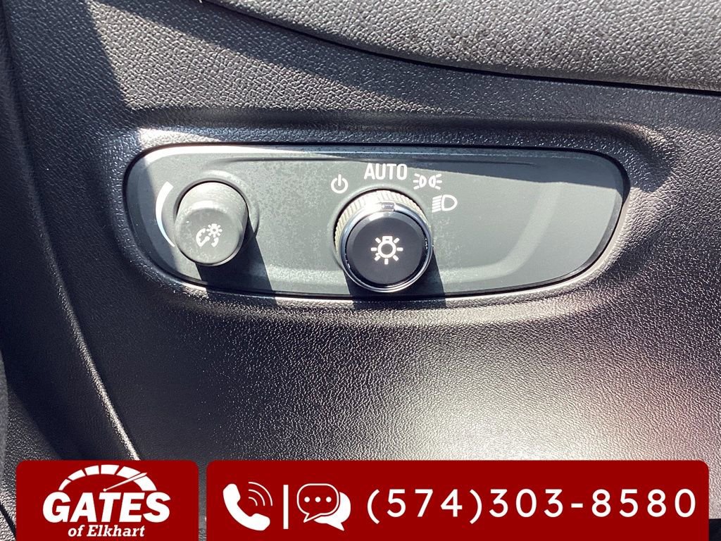 Used 2023 Chevrolet Equinox LT image 22