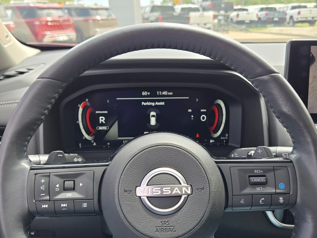Used 2024 Nissan Rogue Platinum AWD/4WD image 36