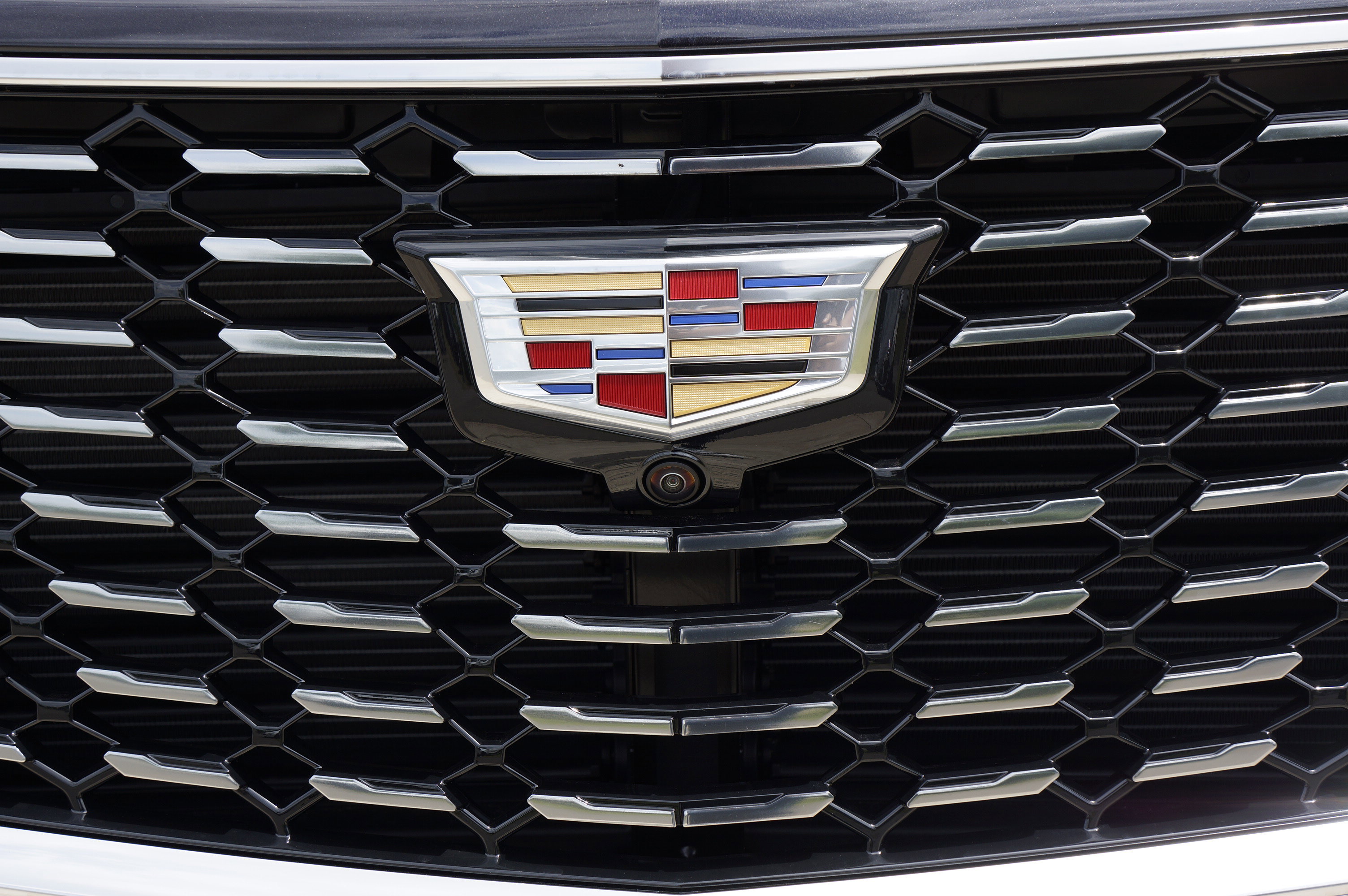 Used 2022 Cadillac XT4 Premium Luxury w/ Technology Package image 15