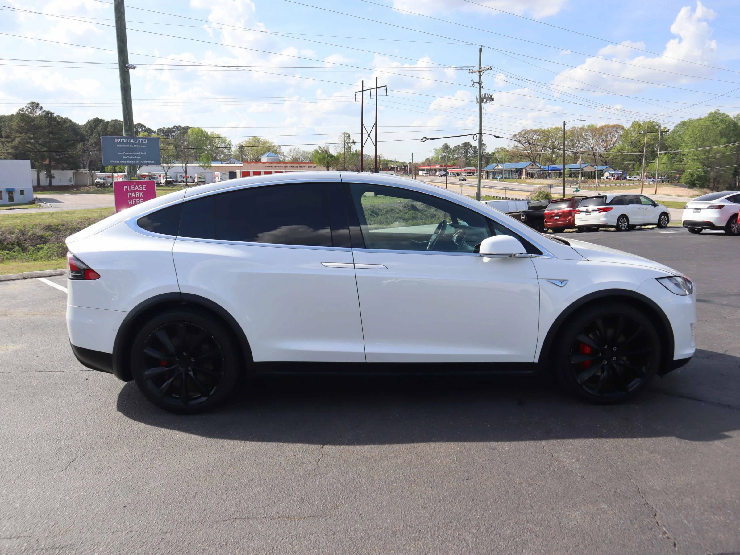 Used 2016 Tesla Model X Performance image 14