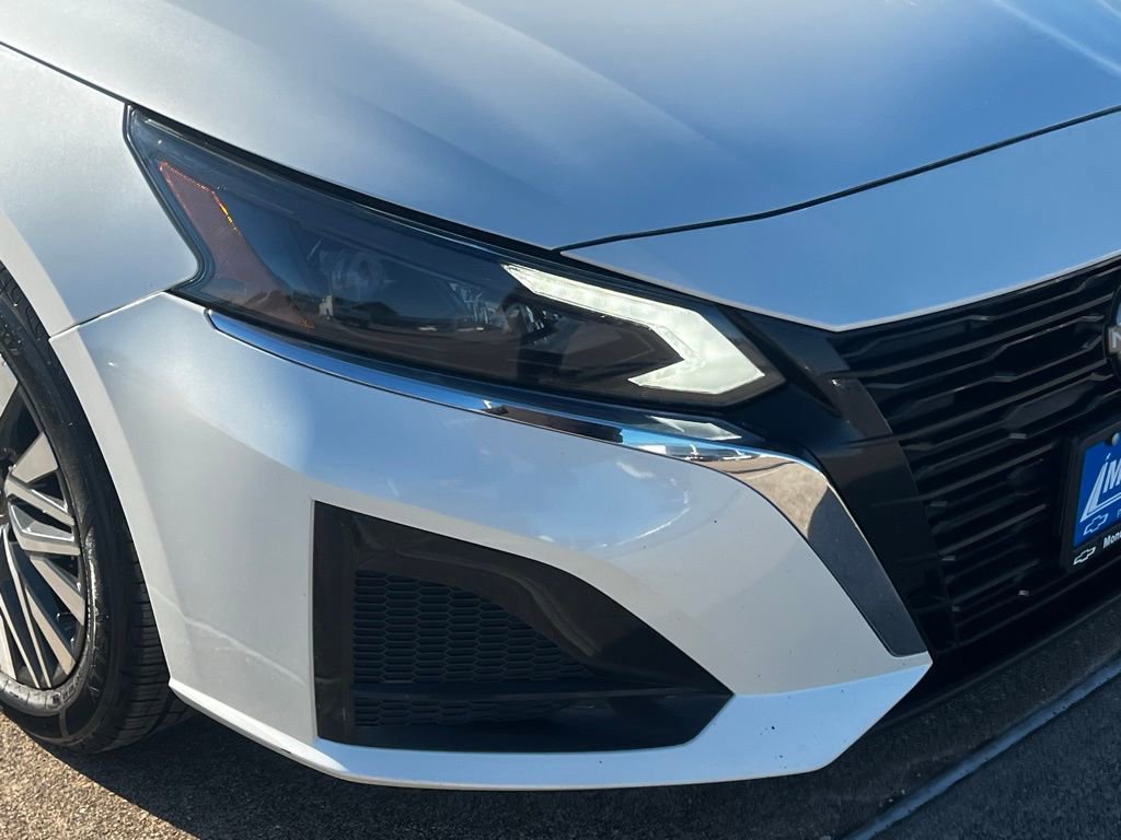 Used 2024 Nissan Altima 2.5 SV image 10