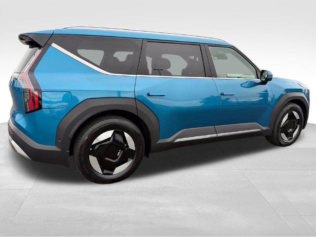 New 2026 Kia EV9 Wind AWD/4WD image 7