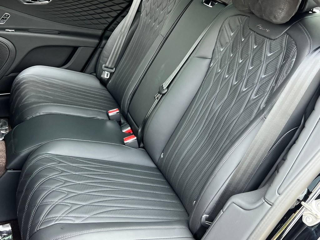 Used 2026 Bentley Flying Spur Plug-In Hybrid AWD/4WD image 18
