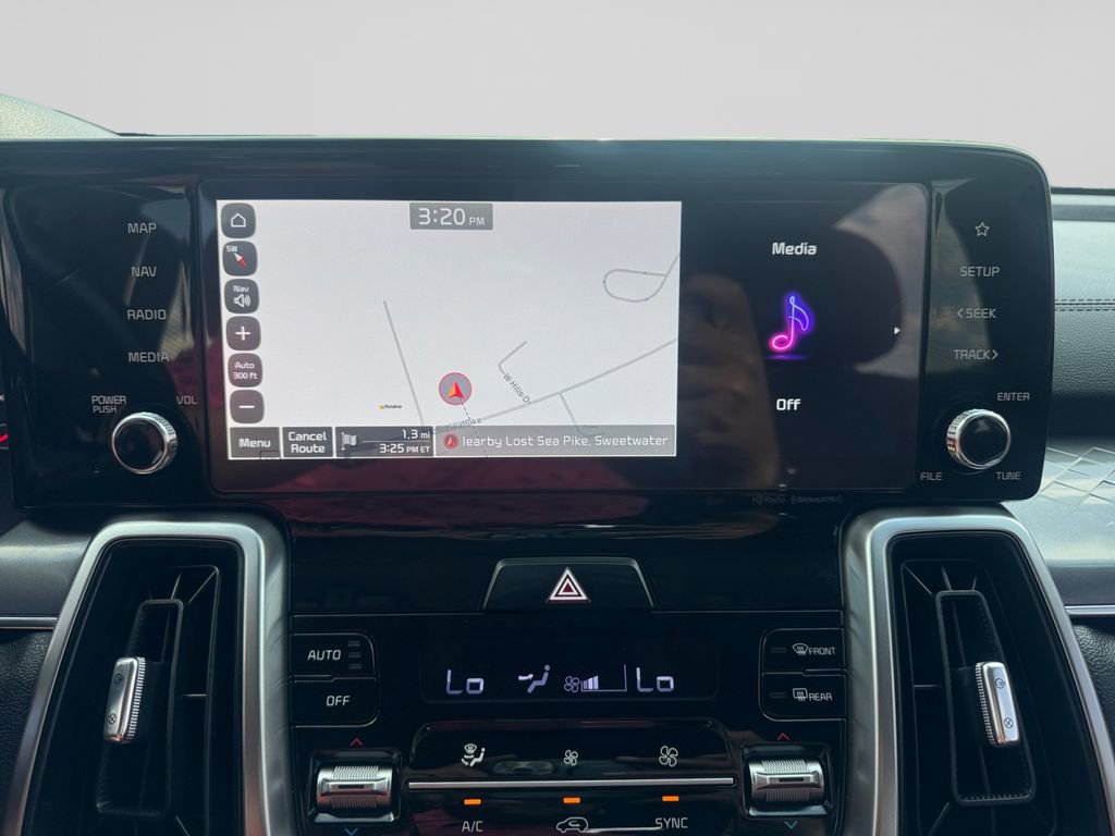 Used 2023 Kia Sorento S w/ Panoramic Sunroof Package image 21