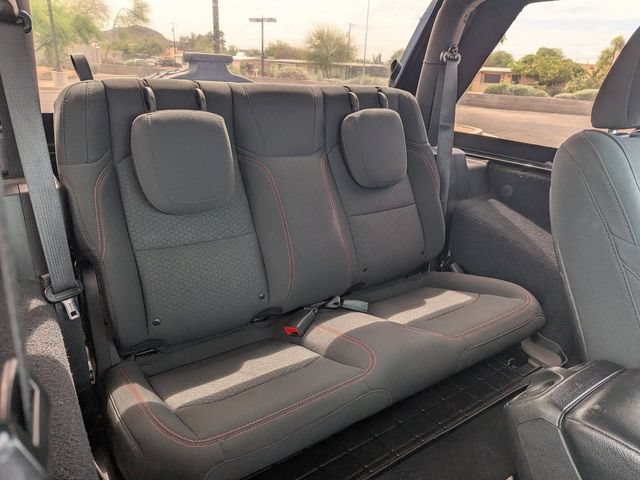 Used 2020 Jeep Wrangler Rubicon w/ LED Lighting Group AWD/4WD image 13