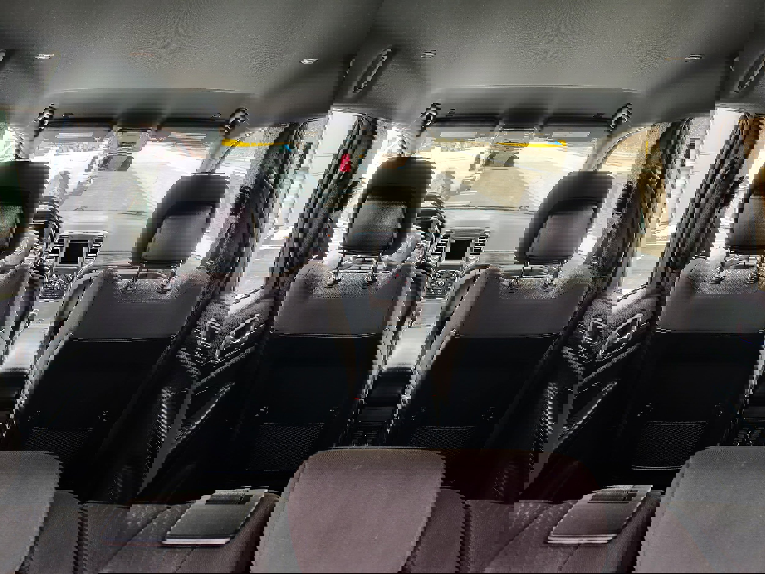 Certified 2021 Jeep Grand Cherokee Laredo image 10