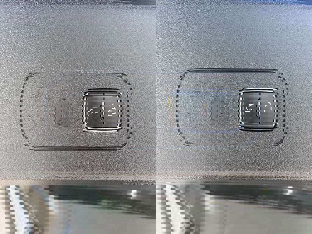 Used 2023 Lincoln Aviator Reserve w/ Jet Package image 19