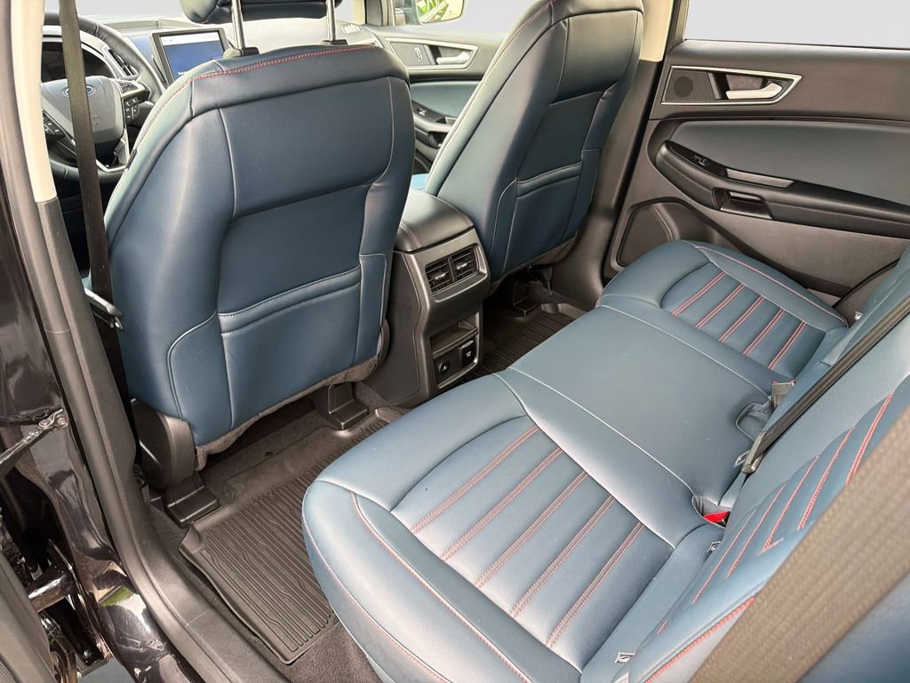 Used 2024 Ford Edge SEL w/ Sport Appearance Package AWD/4WD image 14
