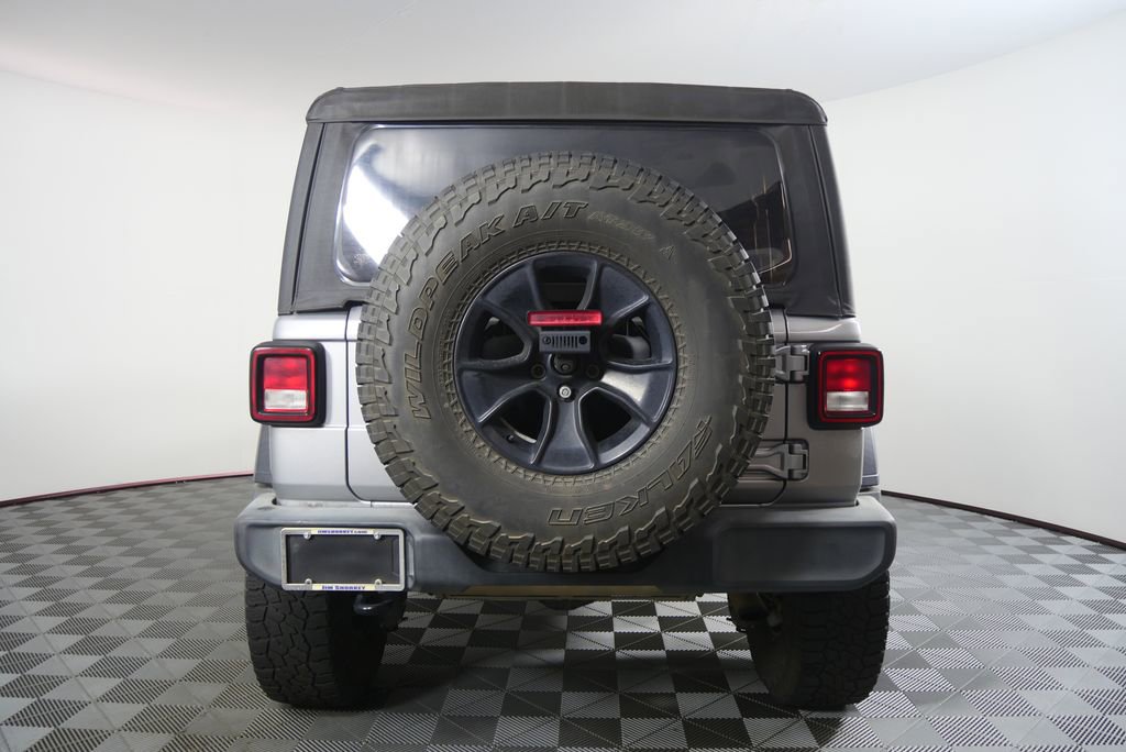 Used 2019 Jeep Wrangler Sport S AWD/4WD image 4