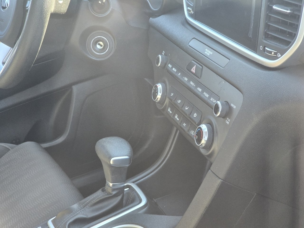 Used 2021 Kia Sportage LX AWD/4WD image 14
