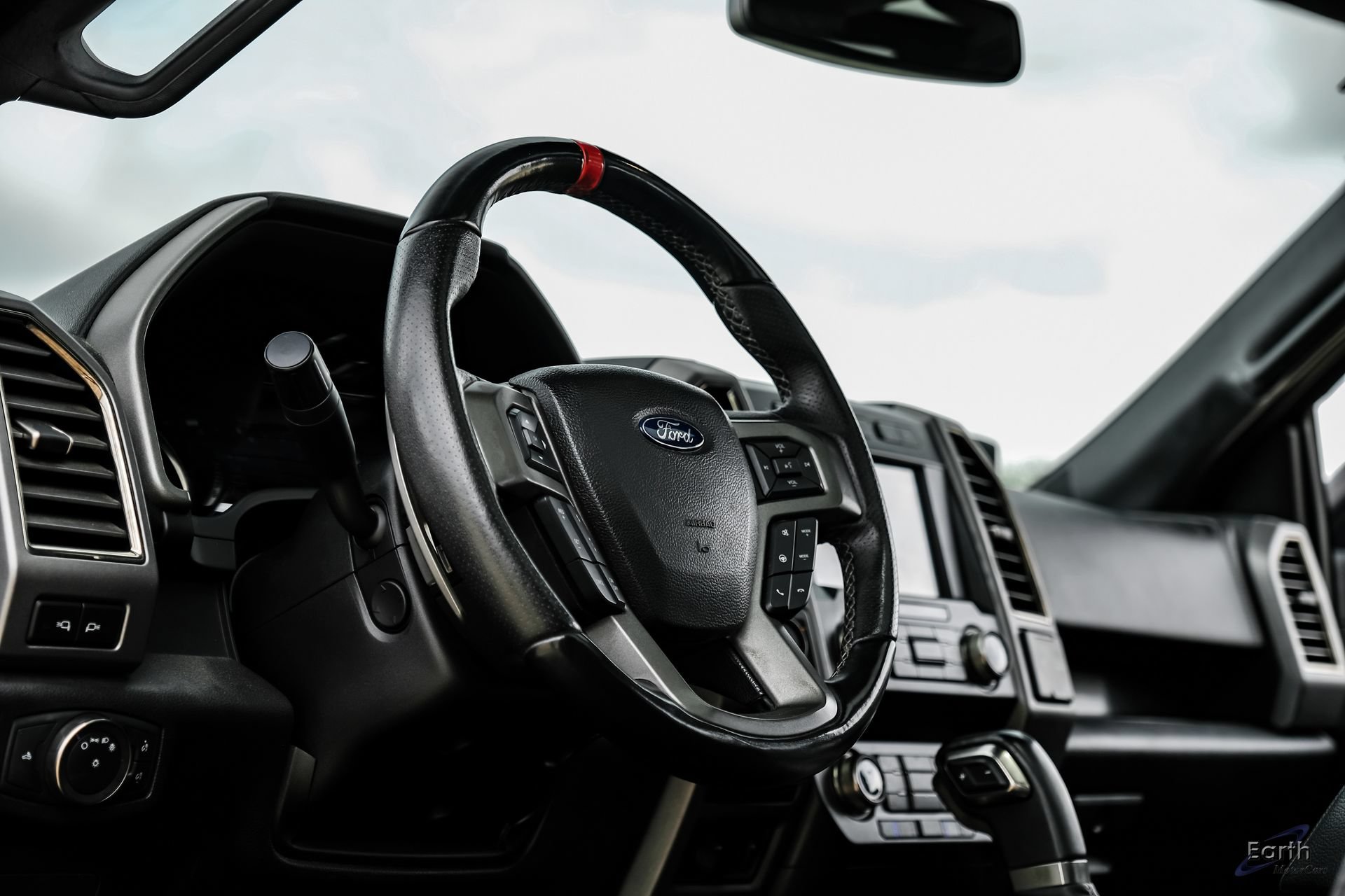 Used 2019 Ford F150 Raptor w/ Equipment Group 802A Luxury AWD/4WD image 44