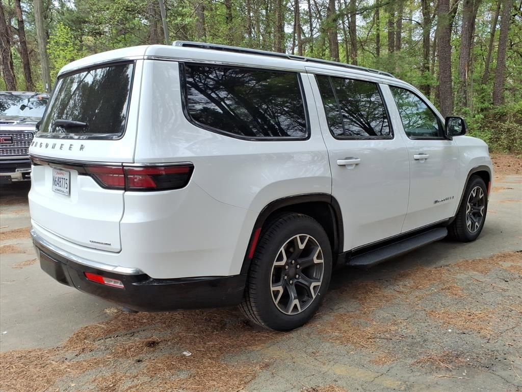 Used 2024 Jeep Wagoneer Series III AWD/4WD image 35
