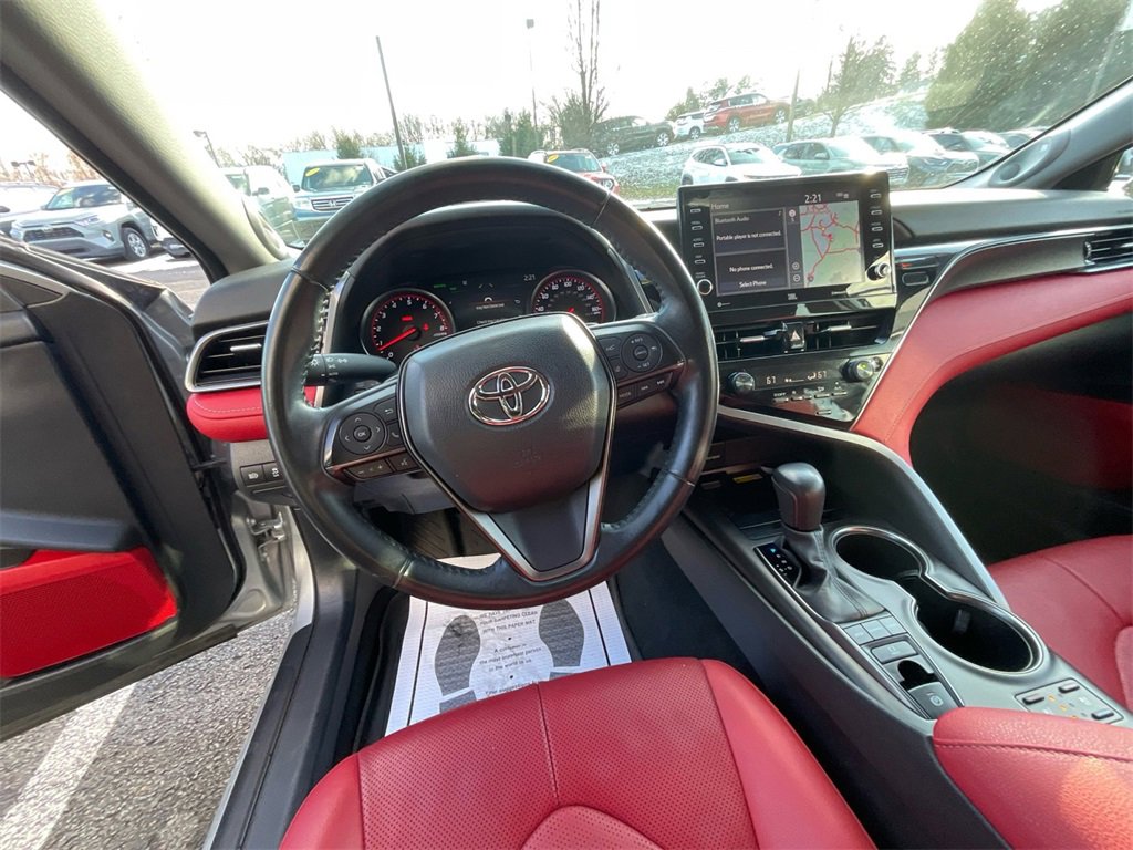 Used 2022 Toyota Camry XSE image 15