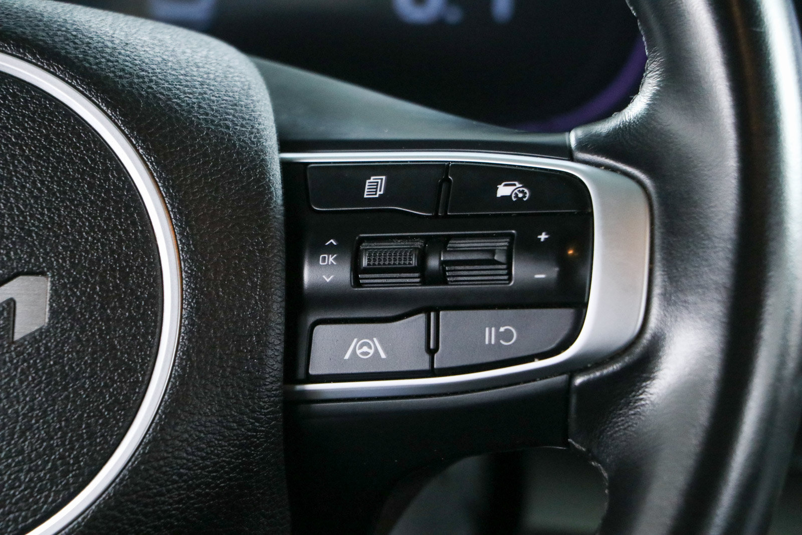 Used 2023 Kia Sportage EX FWD image 14