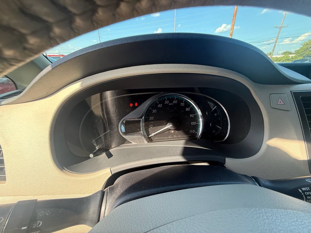 Used 2014 Toyota Sienna XLE FWD image 15