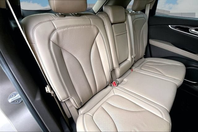 Used 2021 Lincoln Nautilus Reserve AWD/4WD image 28