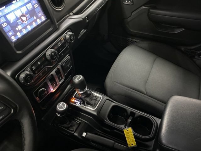 Used 2023 Jeep Wrangler Sport AWD/4WD image 14