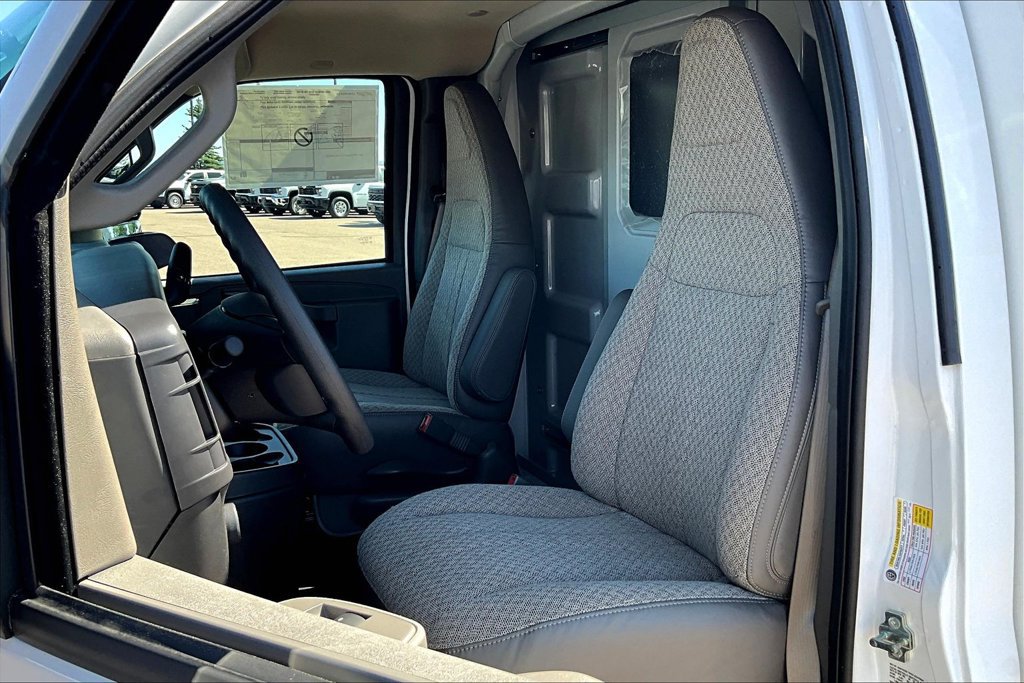 New 2025 Chevrolet Express 3500 w/ Power Convenience Package RWD image 9
