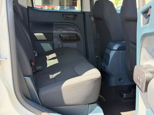 Used 2025 Ford Maverick XL w/ Equipment Group 102A AWD/4WD image 18