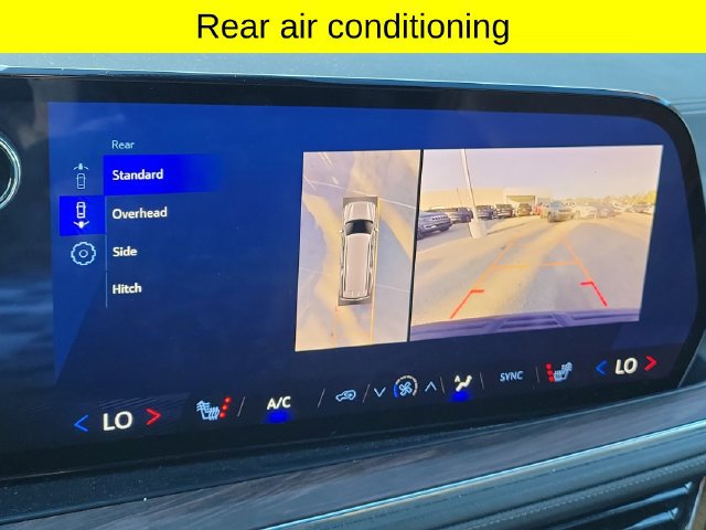 Used 2025 Chevrolet Suburban LT AWD/4WD image 16