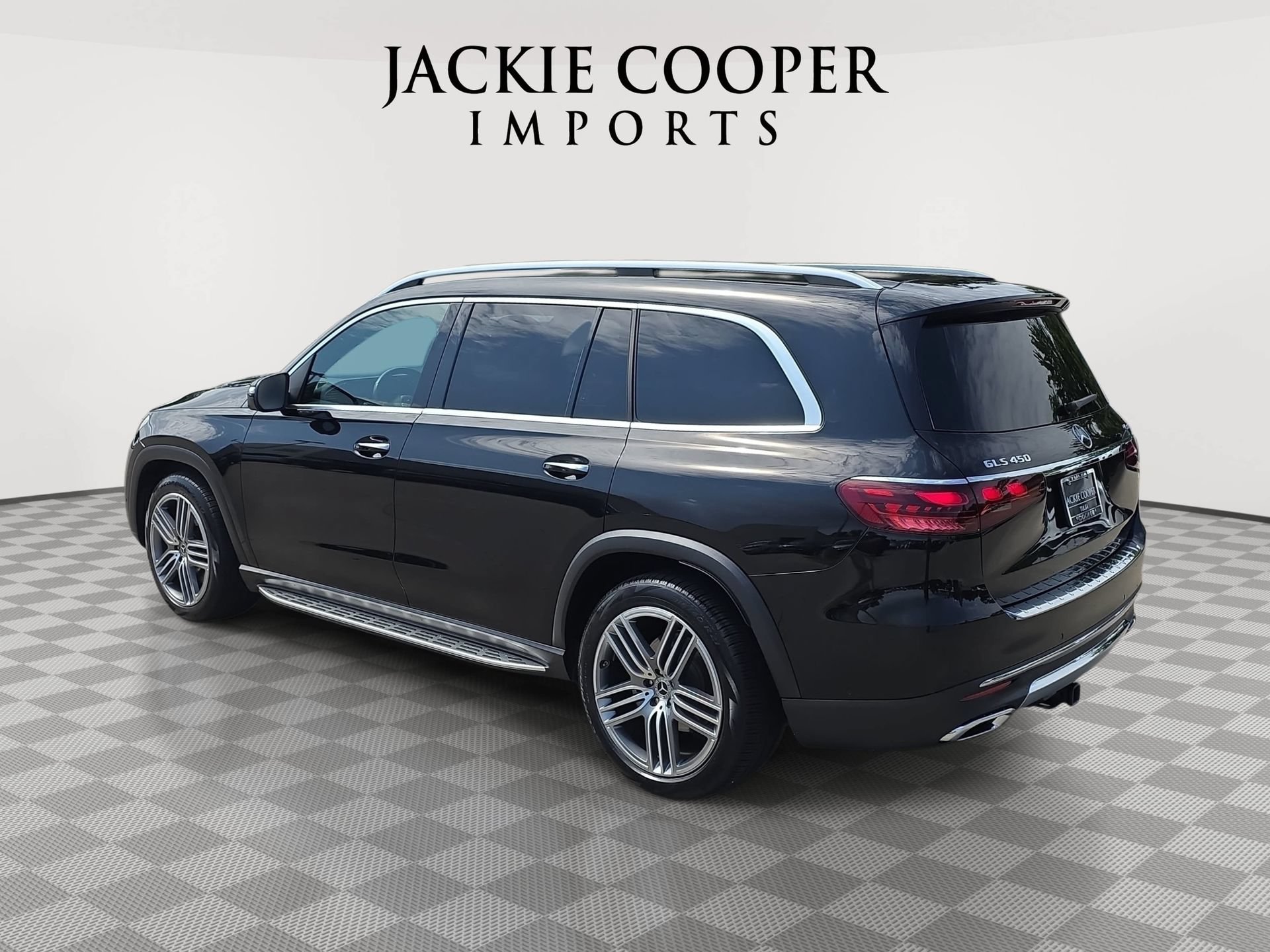 Certified 2025 Mercedes-Benz GLS 450 4MATIC image 7