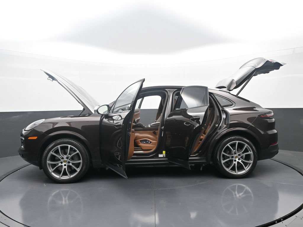 Used 2021 Porsche Cayenne S AWD/4WD image 40