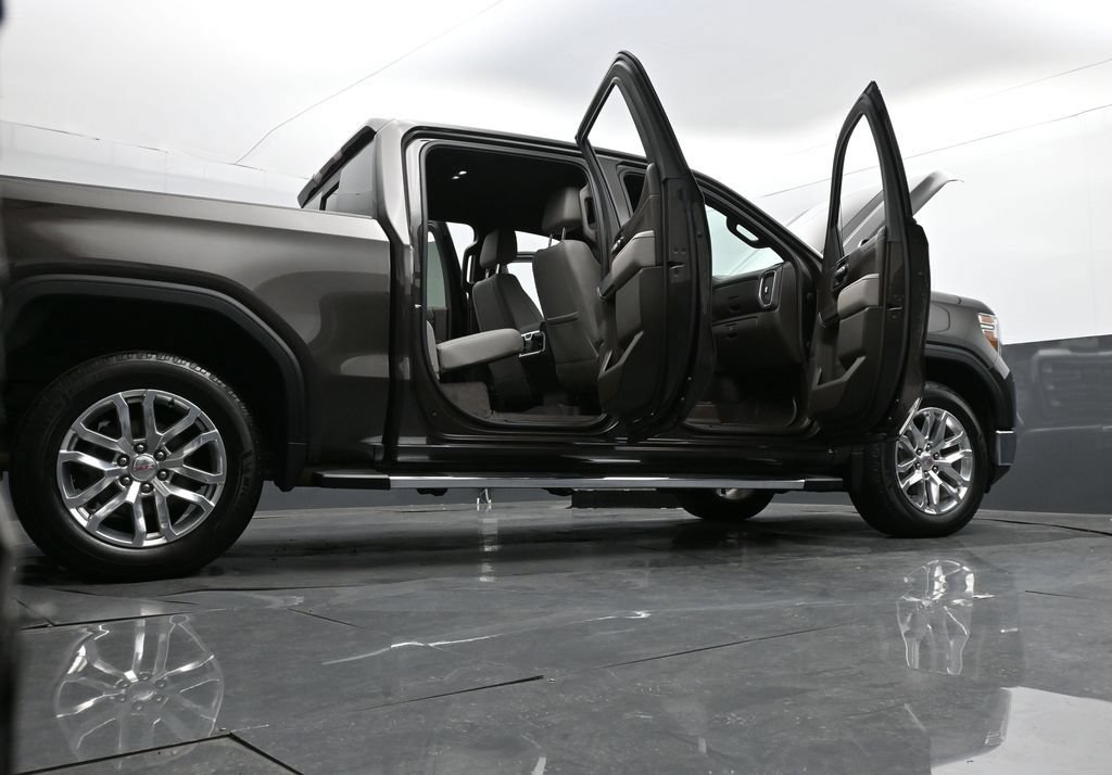 Used 2021 GMC Sierra 1500 SLT w/ SLT Premium Package AWD/4WD image 39