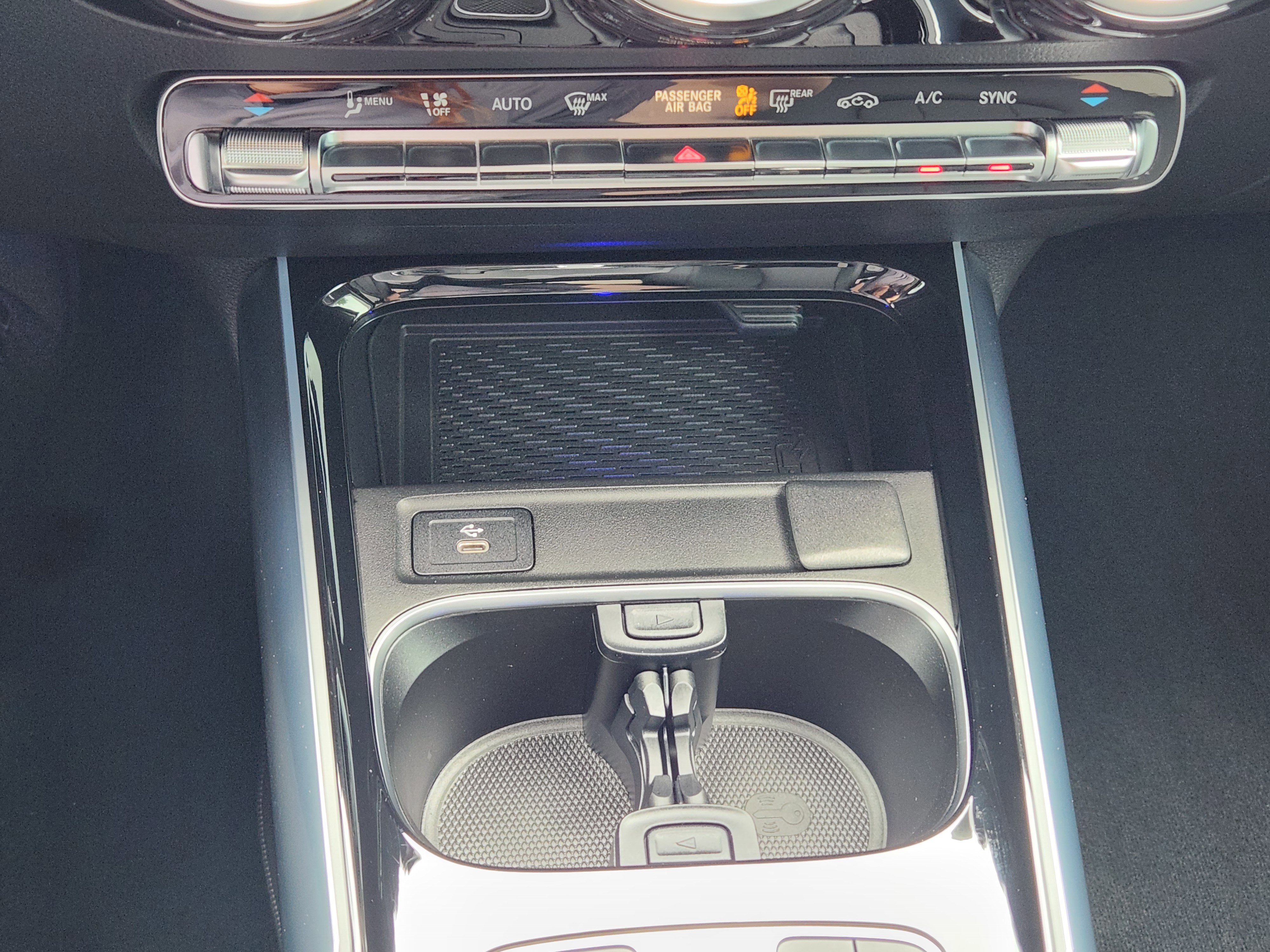 Certified 2025 Mercedes-Benz GLA 250 4MATIC image 92