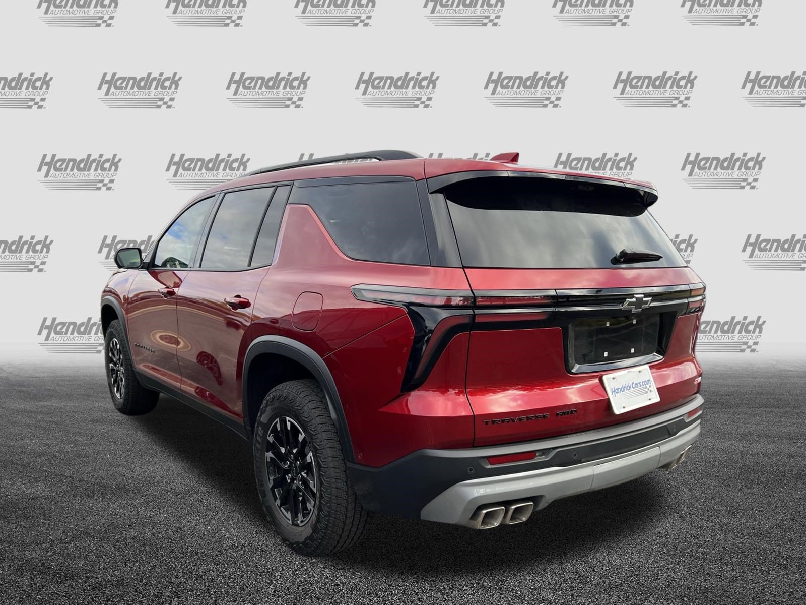 Used 2026 Chevrolet Traverse Z71 w/ Enhanced Driving Package AWD/4WD image 8