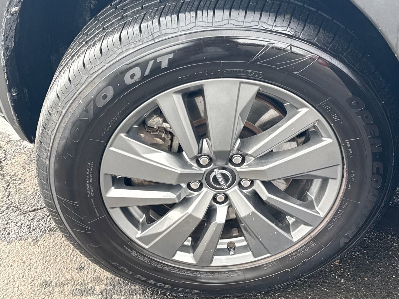 Used 2024 Nissan Pathfinder SV image 12