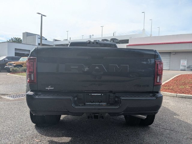 New 2026 RAM 3500 Big Horn AWD/4WD image 5