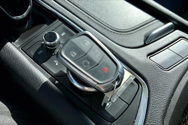 Used 2025 Cadillac XT6 Sport AWD/4WD image 11