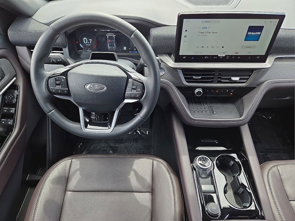 Used 2025 Ford Explorer Platinum w/ LUX Leather Package AWD/4WD image 19