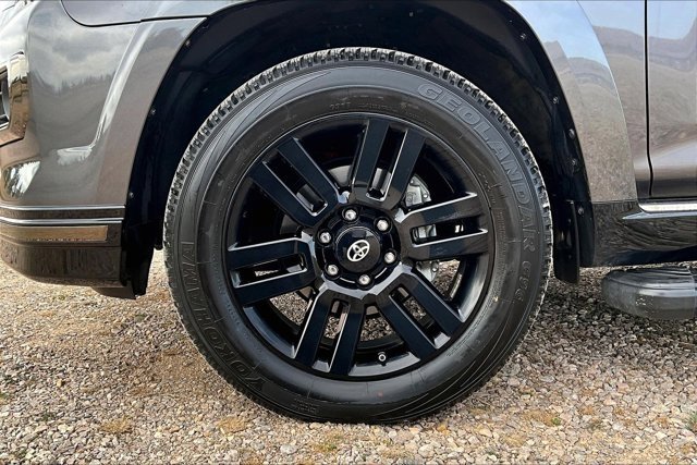 Used 2021 Toyota 4Runner Nightshade image 32