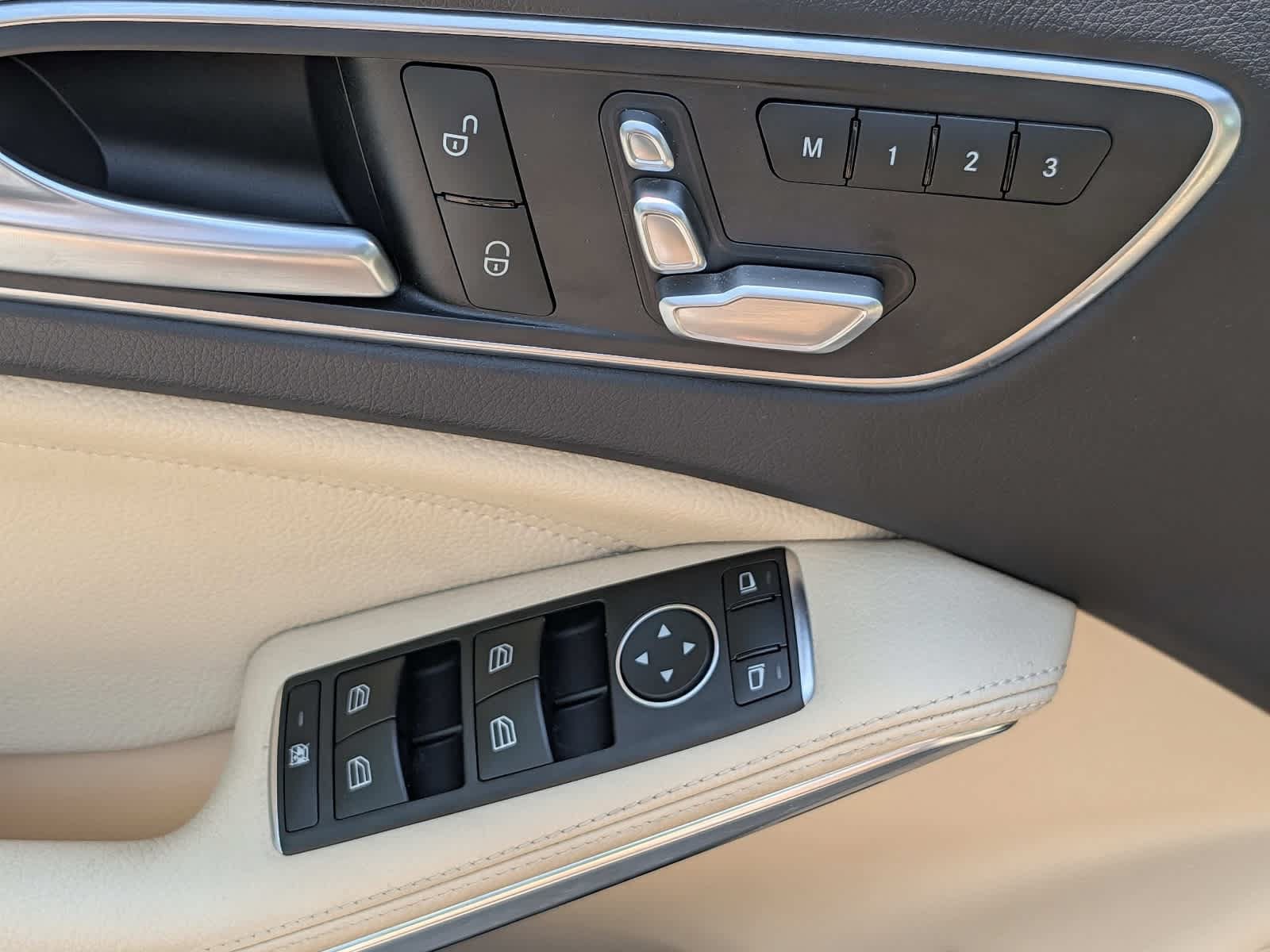 Used 2019 Mercedes-Benz GLA 250 4MATIC image 20