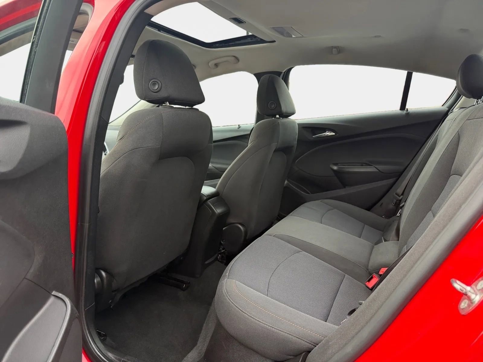 Used 2017 Chevrolet Cruze LS image 10