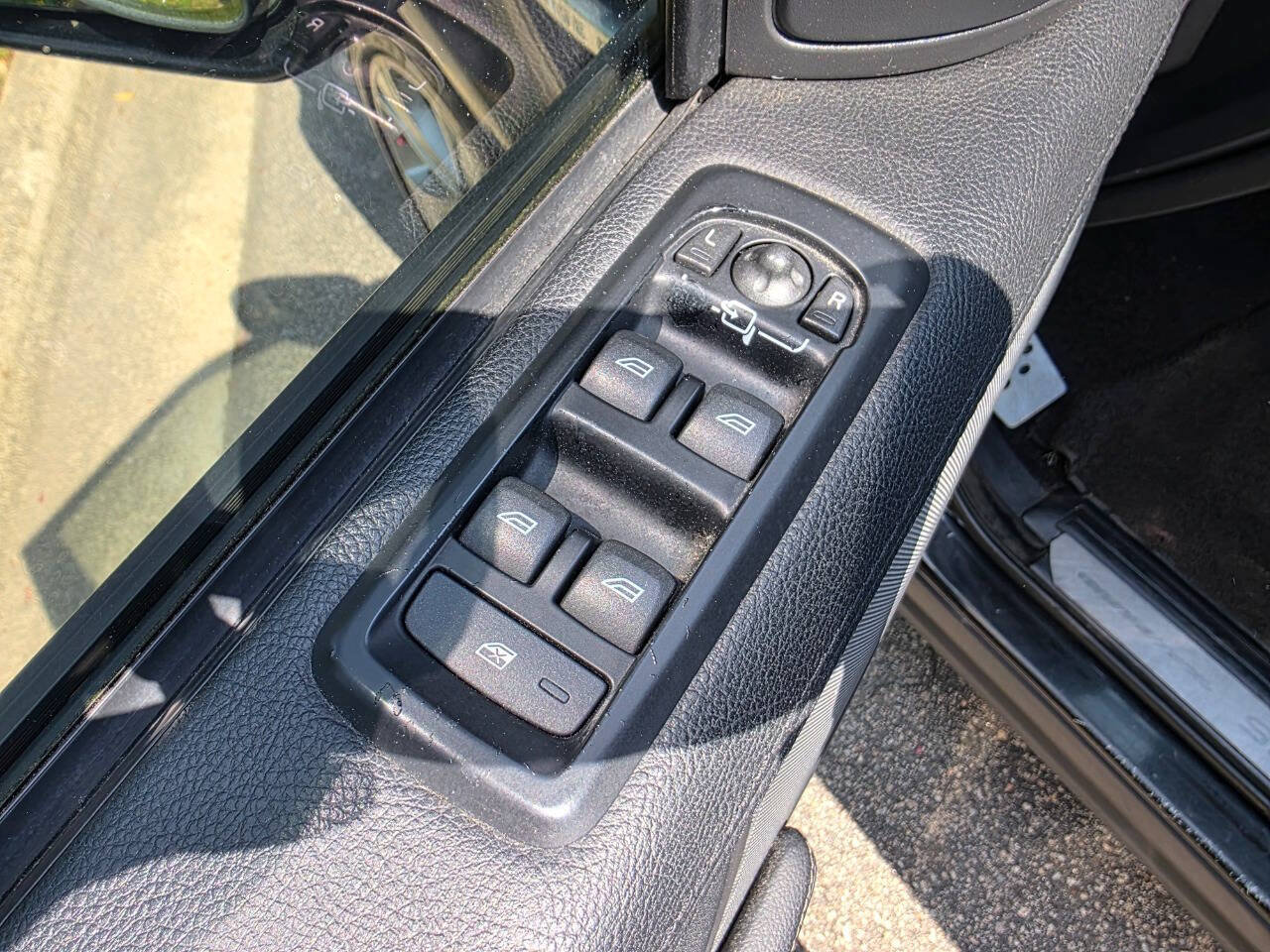 Used 2013 Land Rover Range Rover Sport HSE AWD/4WD image 10