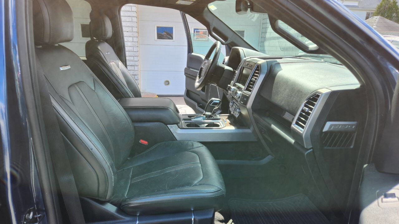 Used 2015 Ford F150 Platinum w/ Trailer Tow Package image 21