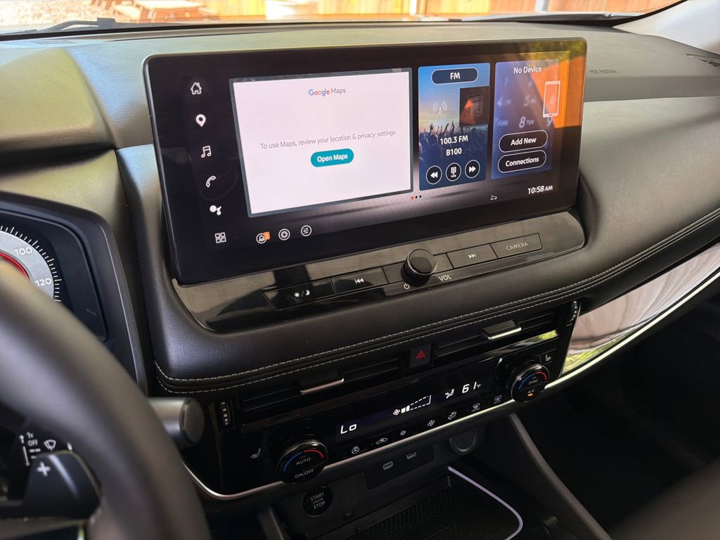 Used 2025 Nissan Rogue SL image 25