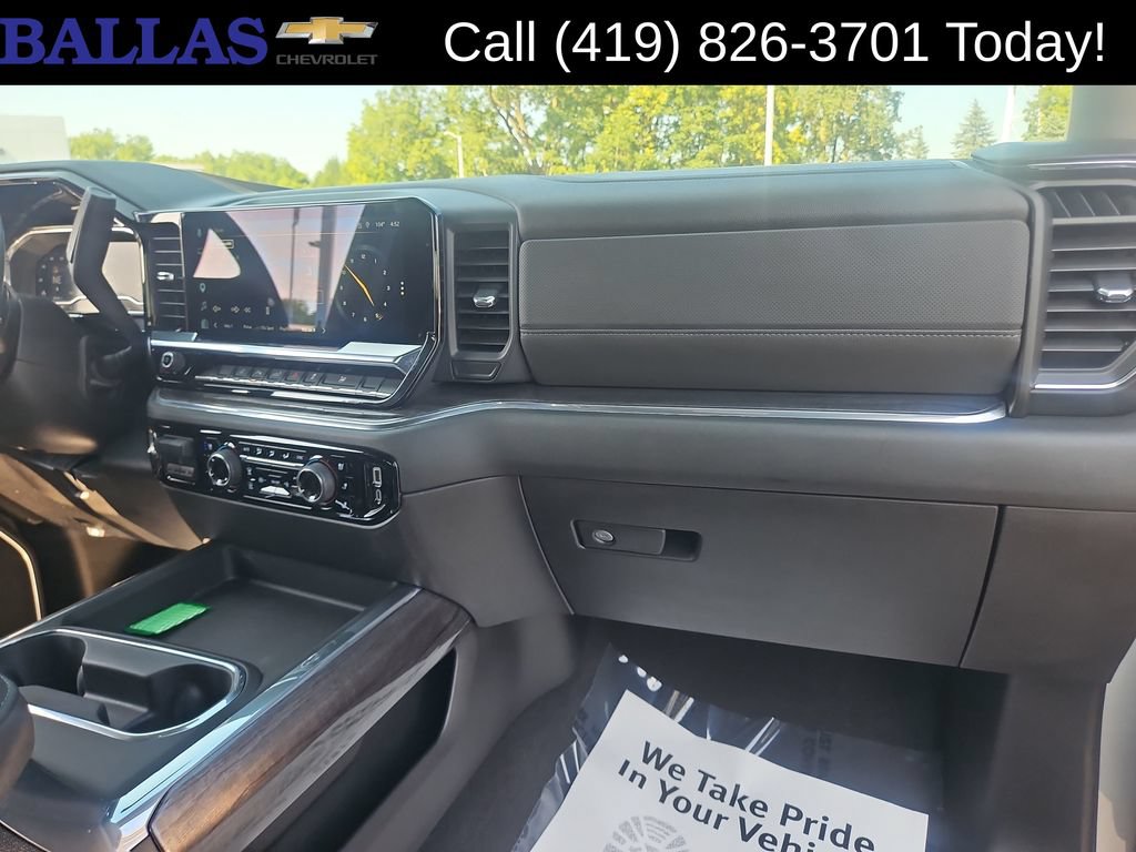 Certified 2025 Chevrolet Silverado 2500 LTZ w/ LTZ Convenience Package AWD/4WD image 28