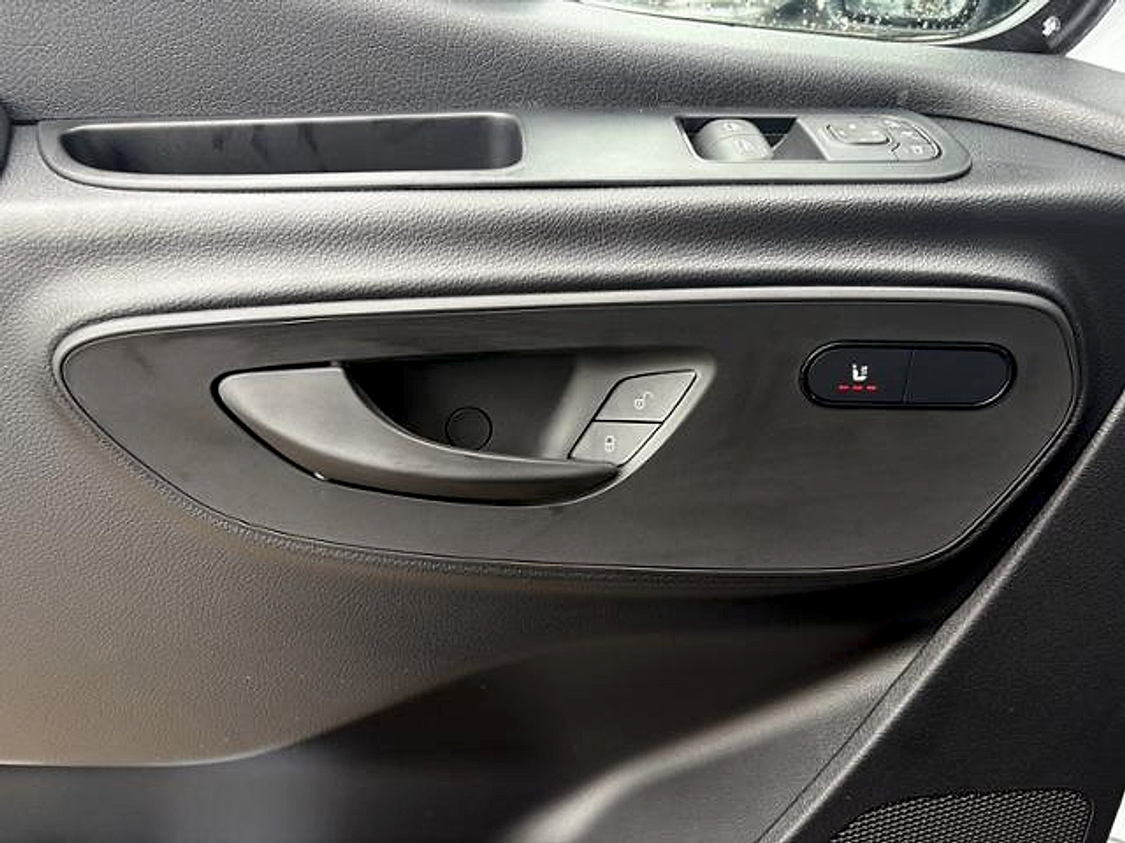 New 2026 Mercedes-Benz Sprinter 2500 image 19