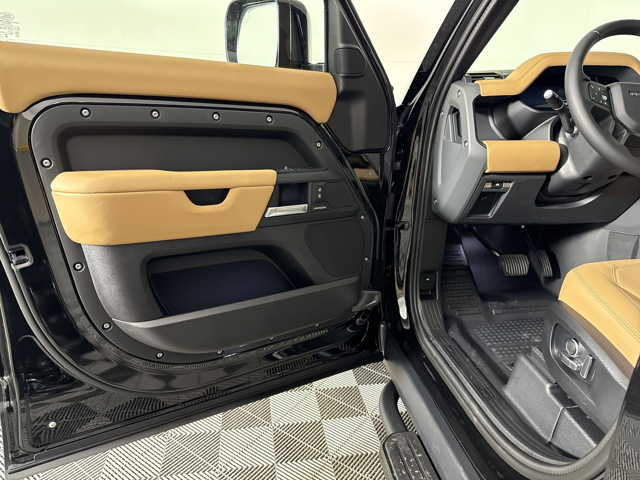 New 2026 Land Rover Defender 130 S AWD/4WD image 17