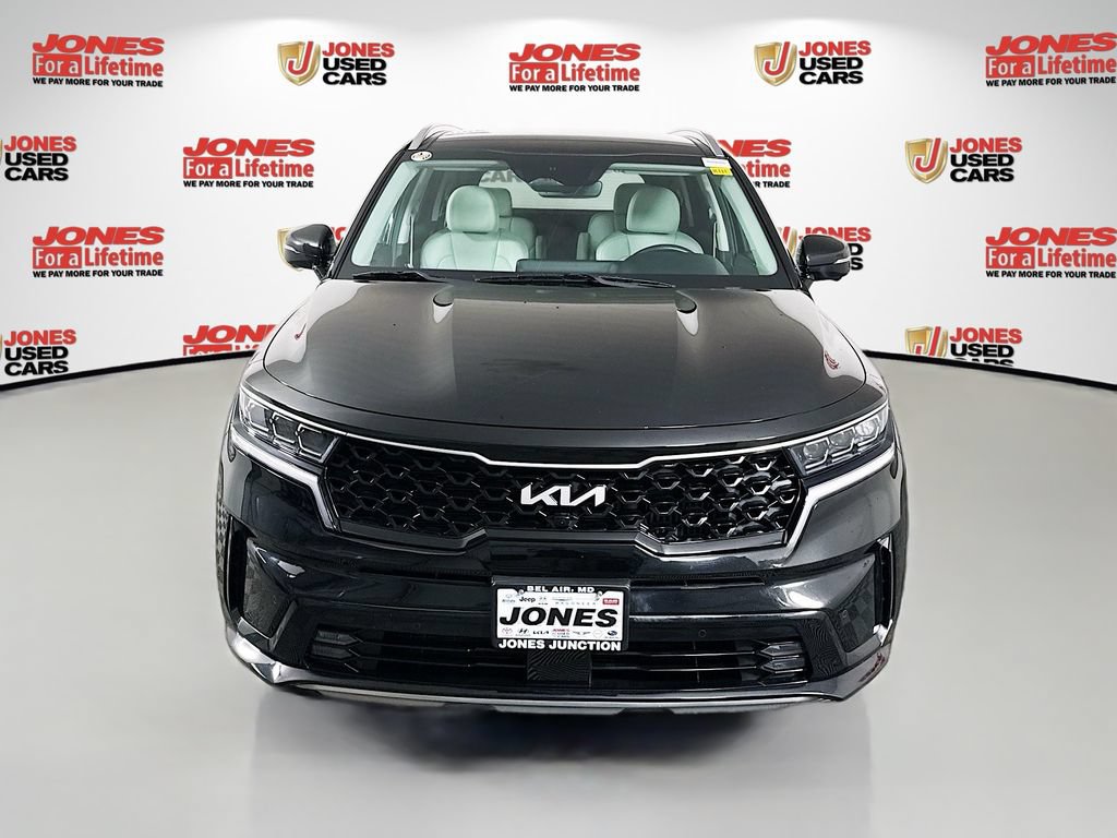 Certified 2023 Kia Sorento SX Prestige w/ Panoramic Sunroof Package AWD/4WD image 15