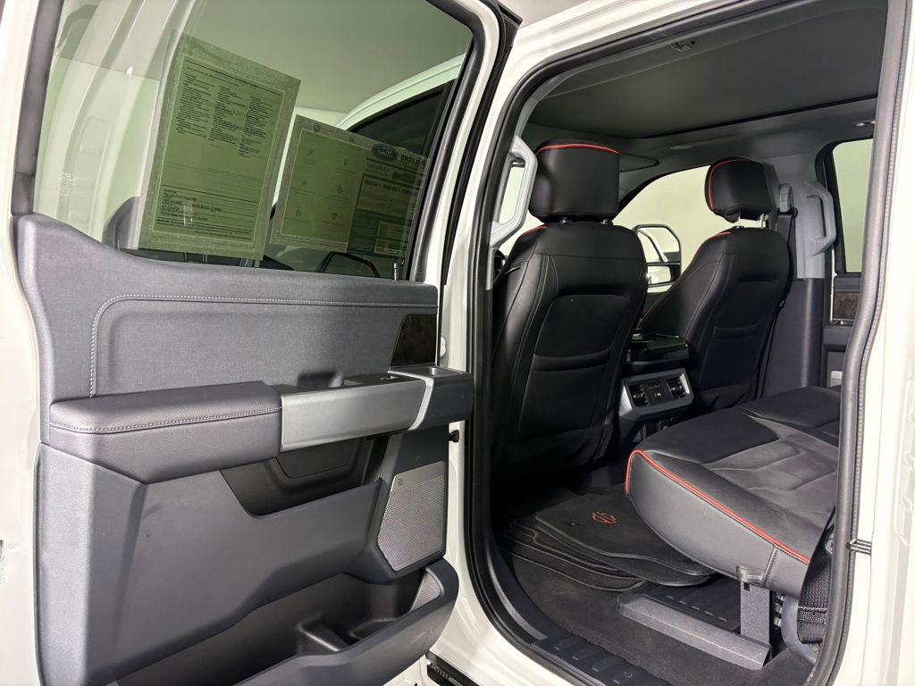 Used 2024 Ford F250 Lariat w/ Lariat Ultimate Package image 27