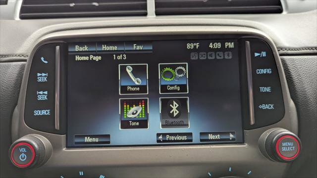 Used 2015 Chevrolet Camaro SS image 25