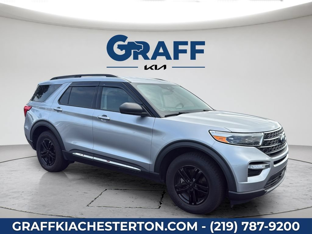 Used 2021 Ford Explorer XLT w/ Equipment Group 202A AWD/4WD image 10