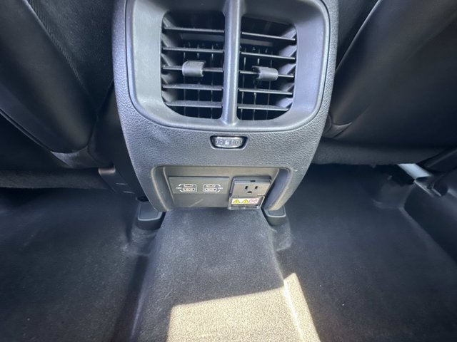 Used 2023 Jeep Cherokee Altitude Lux AWD/4WD image 14